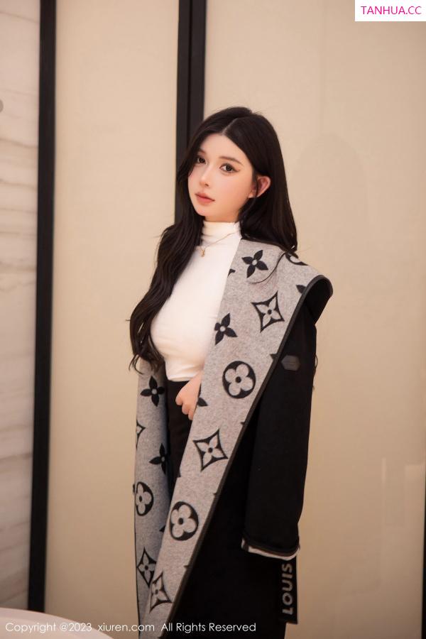   [XiuRen]高清写真图 2023.03.10 No.6394 林珊珊 短裙美臀第16张图片